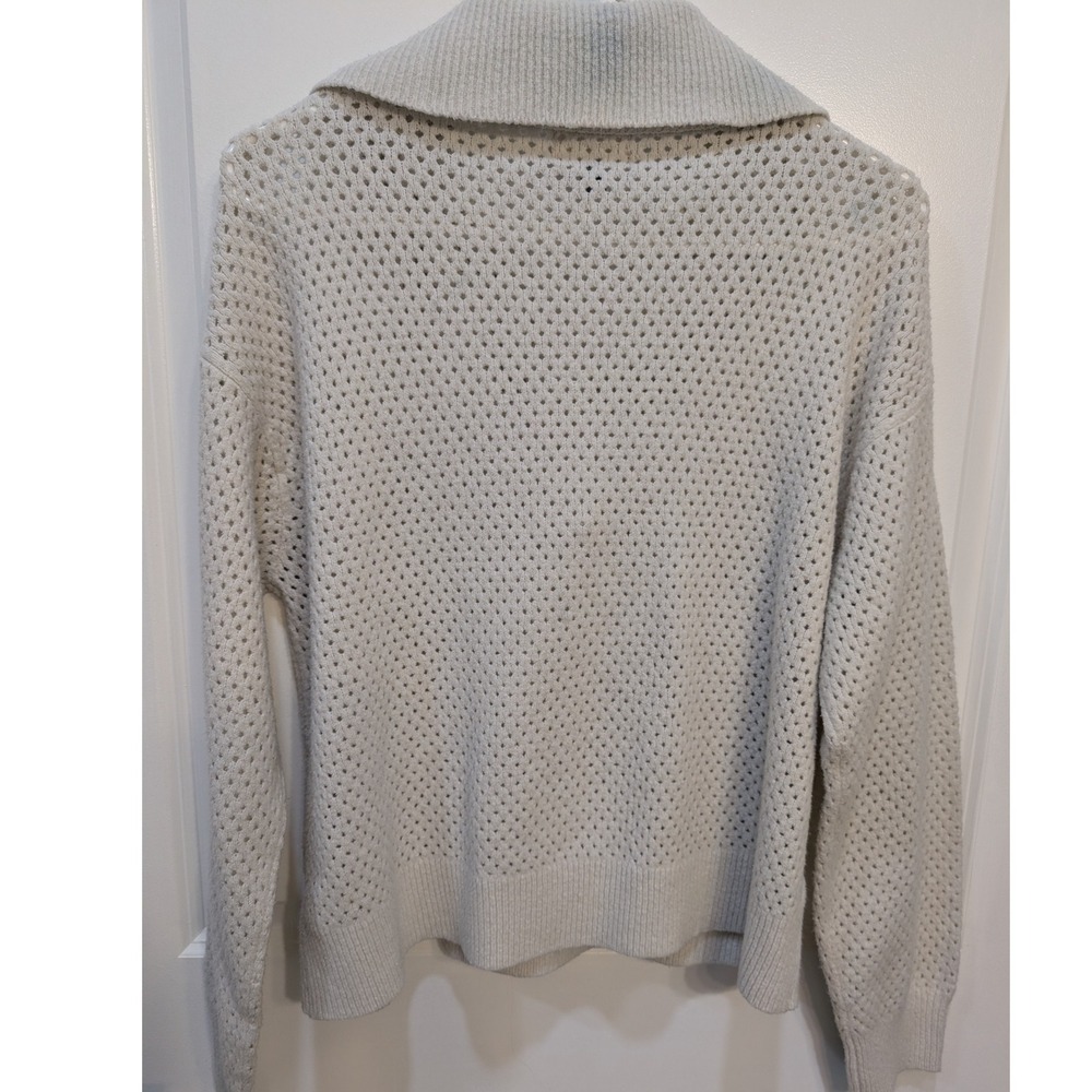Universal Thread‎ Light Gray Knit Sweater Cardigan with Collar 1/4 Zip Up Size M - Picture 4 of 4